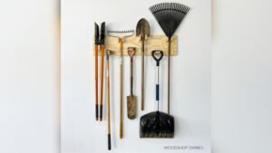 How to Build a Garden Tool Rack